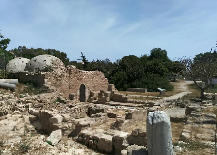 Pafias Afroditis House *